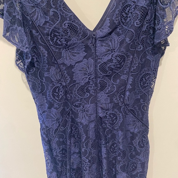 Kensi Lace Navy Dress size 4 - Picture 3 of 4